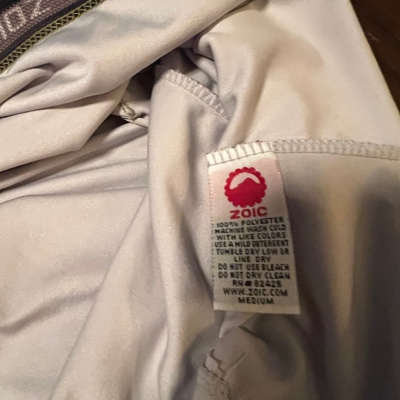 ZOIC Women's Cycling Windshirt W/ Half Zip Front & Back Zipper Pocket - Size M - Picture 8 of 9